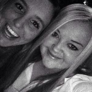 Meet your Posher, Mel